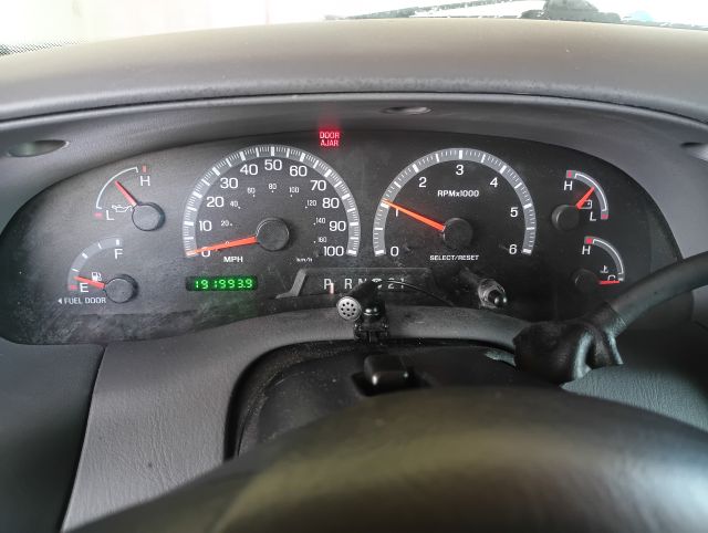 2000 F150 4X4 (4).jpg